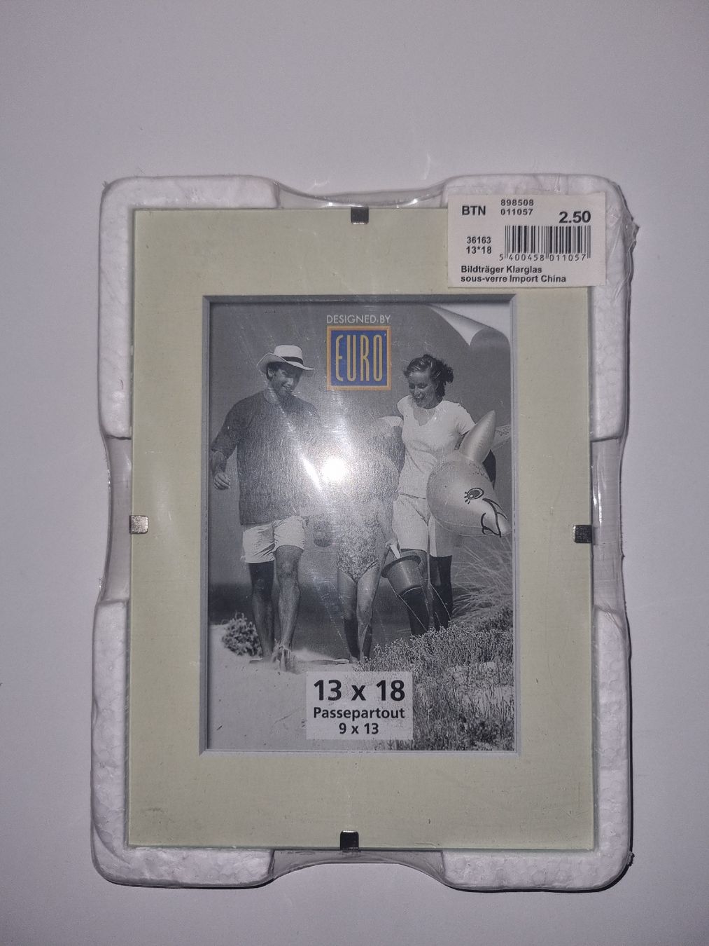 Cornici: Bilderrahmen Euro 13x18 cm mit Schutzverpackung – Nuovo e nell'imballaggio originale da Chur venduto da Beimirhates