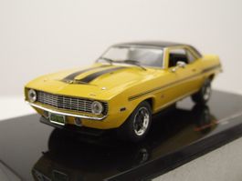 Chevrolet Camaro Yenko SYC 1969 gelb / matt-schwarz    1:43