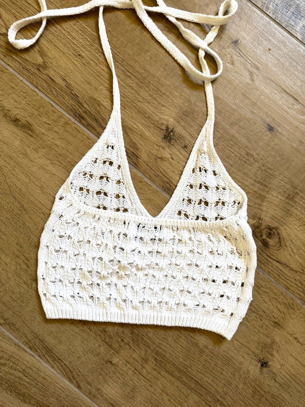 Stradivarius Top: STRADIVARIUS Strick Top neckholder Häkel Boho creme weiss – Nuovo (secondo la descrizione) da Rüdlingen venduto da IschGUAT 2