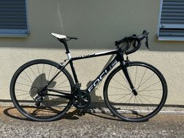 Vélo de route Focus Cayo Ultegra