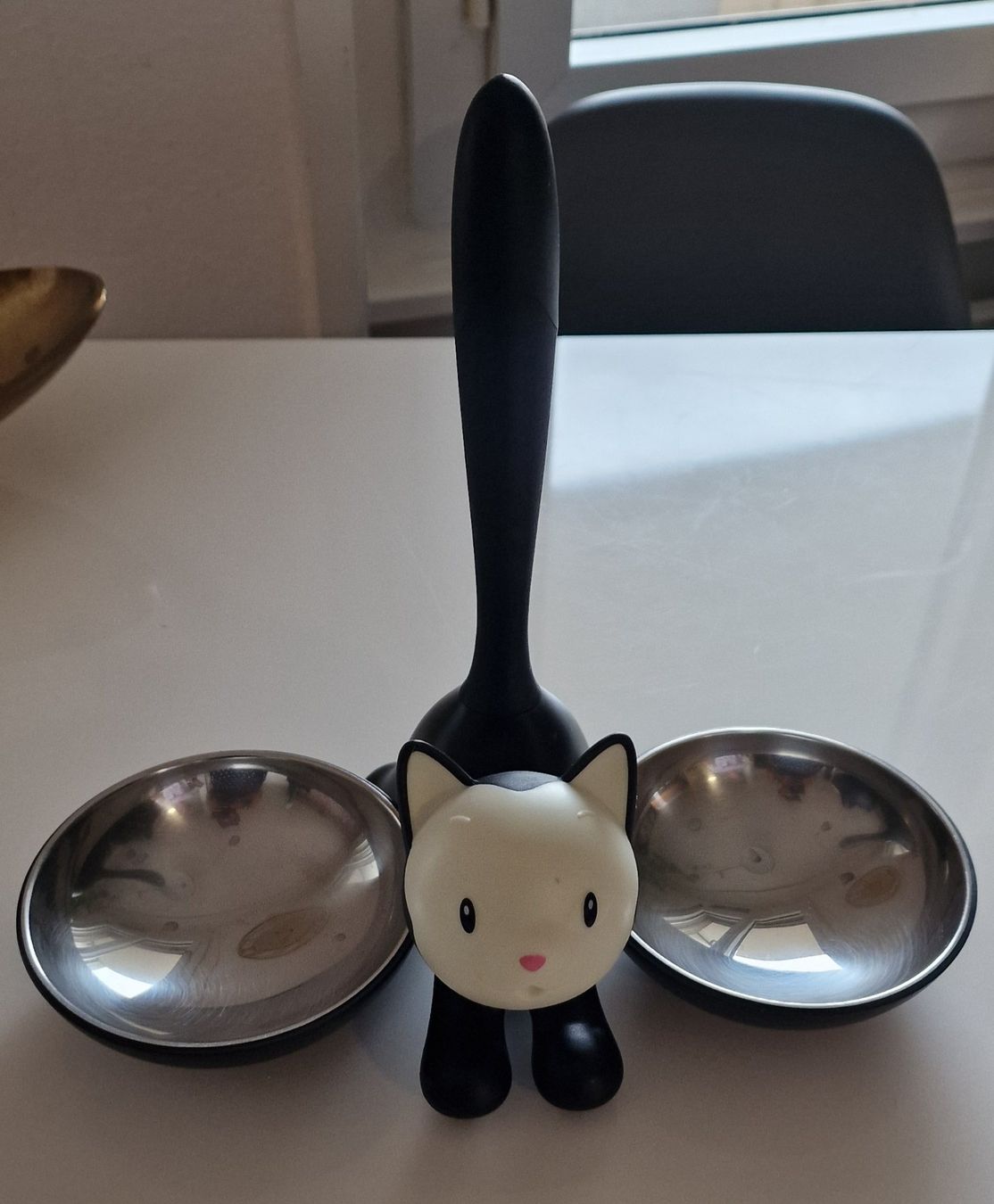 Mangimi: Gamelle chat – Usato da Lausanne venduto da Mamouche8