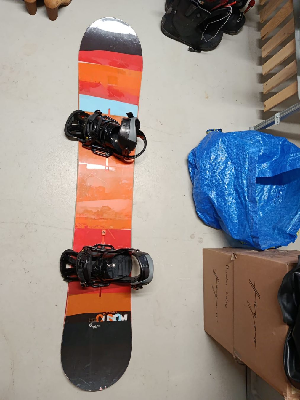 Burton Boards: burton Custum Snowboard – D'occasion à Bonaduz par unihockey30 2