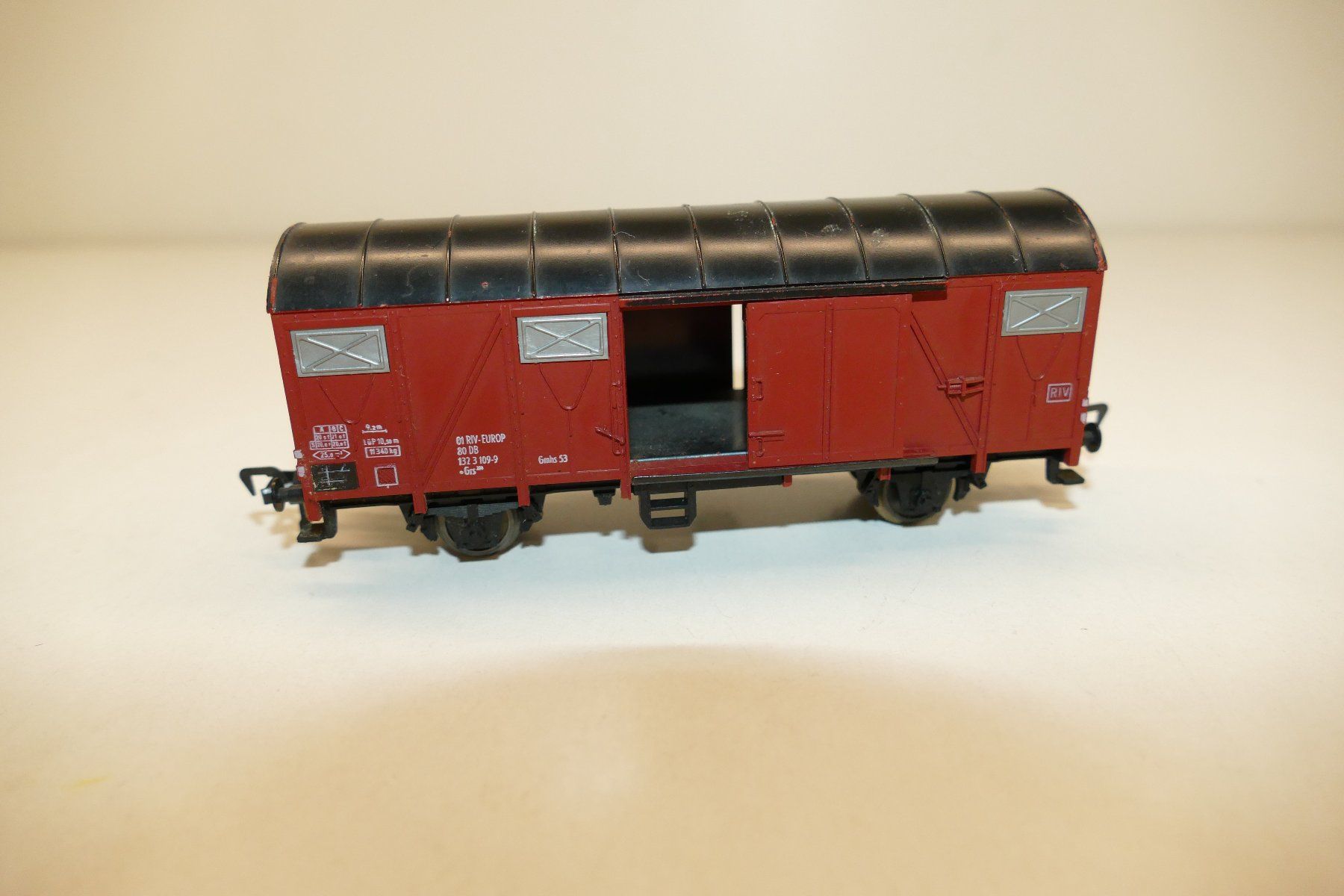 Fleischmann Modellini di ferrovie: Fleischmann H0: DB Güterwagen – Usato da Niederhasli venduto da rail-duerst 1