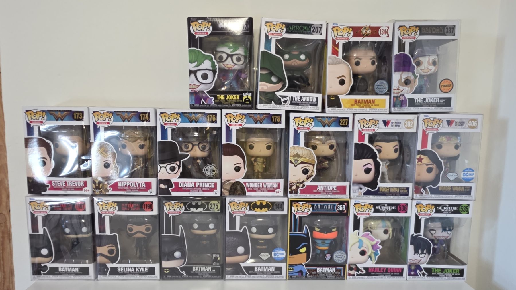 Funko Figuren: Funko Pop! DC Collection 18Stück – Gebraucht aus Gurzelen von EliasB.