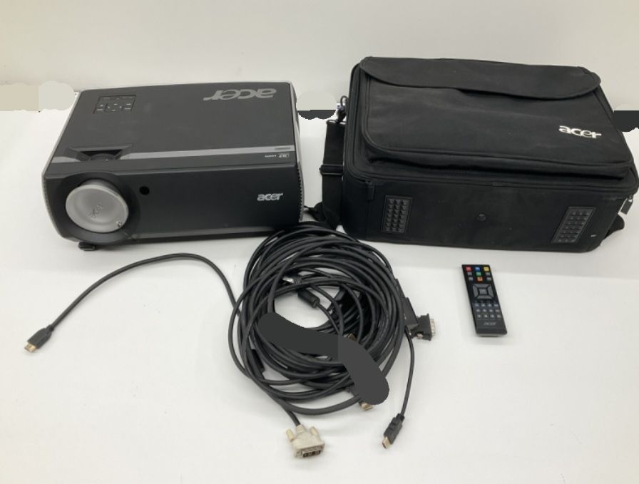 Acer Proiettori: Acer Beamer P7280 – Usato da Rueyres-Treyfayes venduto da EmileP8992 2