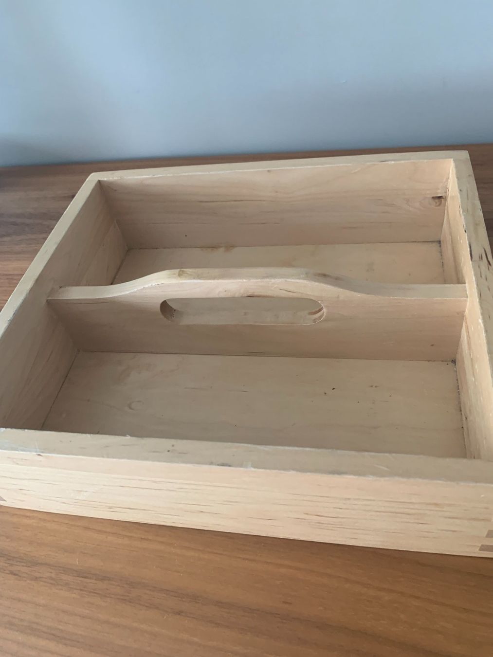 Articoli in legno: Holz Behälter mit Traggriff – Usato da Laax GR venduto da wil_66wq