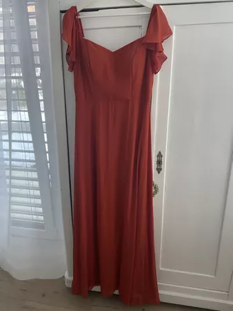 Langes Kleid