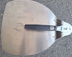 Pelle à pizza Weber