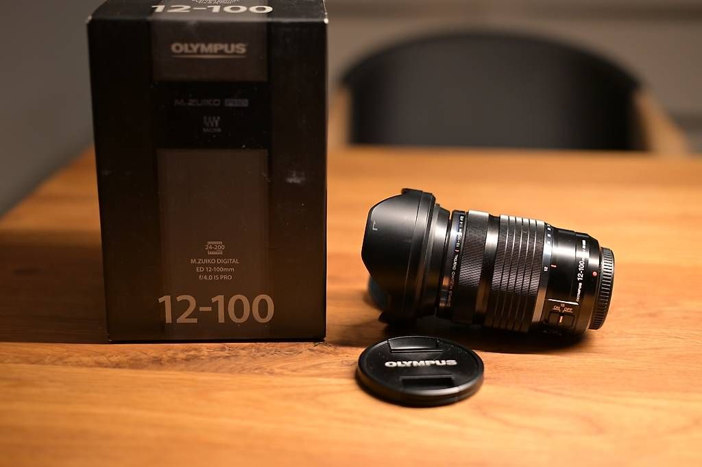 Olympus Obiettivi: Olympus 12-100mm f4 Objektiv – Usato da Dübendorf venduto da seadart