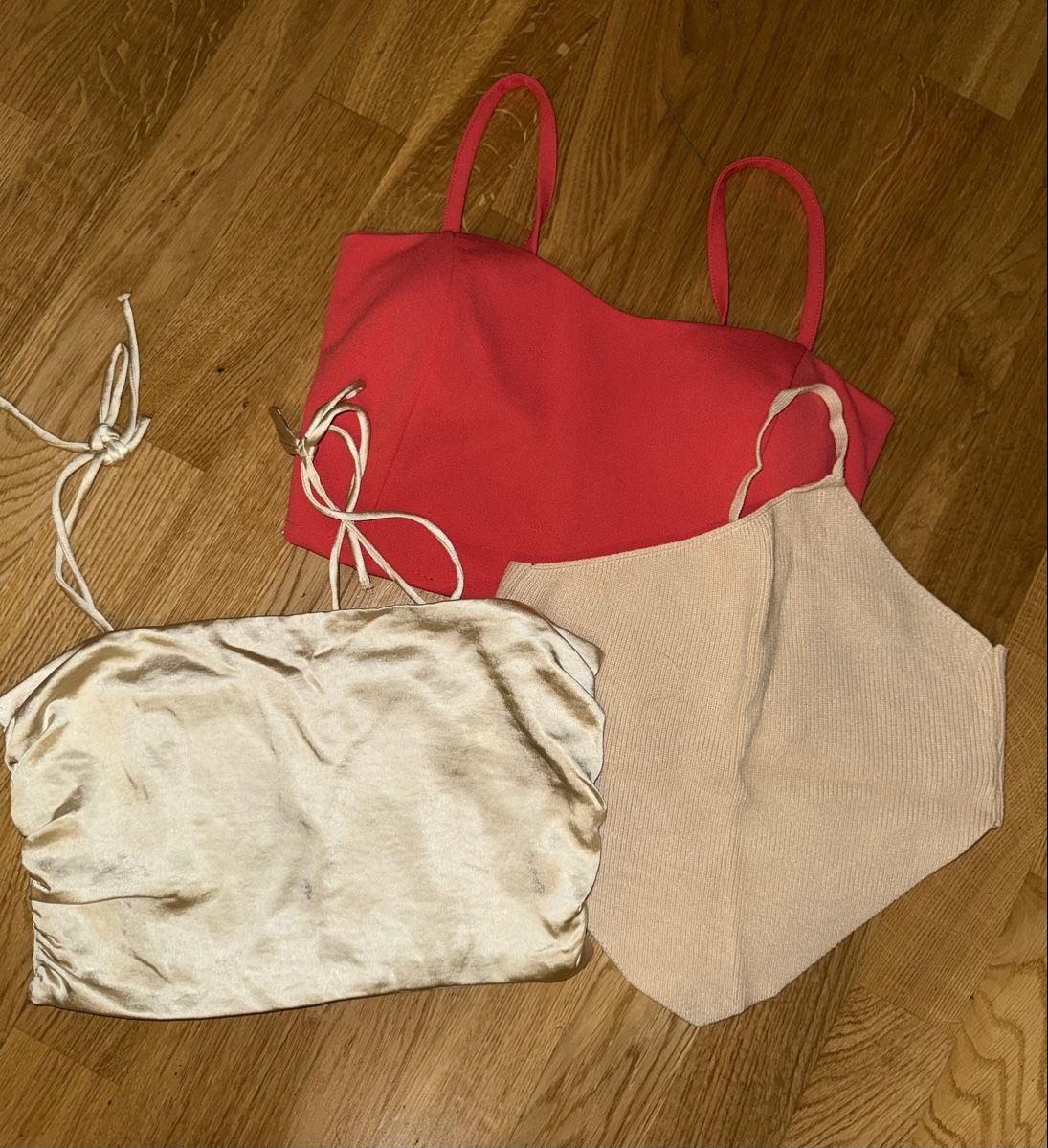 Top: 3er-Set Crop Tops – Usato da Zürich venduto da sabrina.gonc