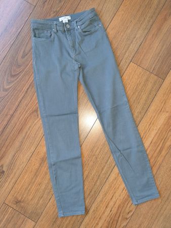 Coole Slim Jeans Gr. 164 (36)