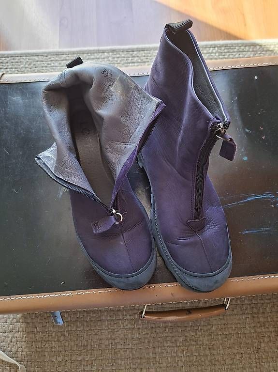 Lofina Scarpe da donna: Bottines femme – Usato da Neuchâtel venduto da phi_dds9 2