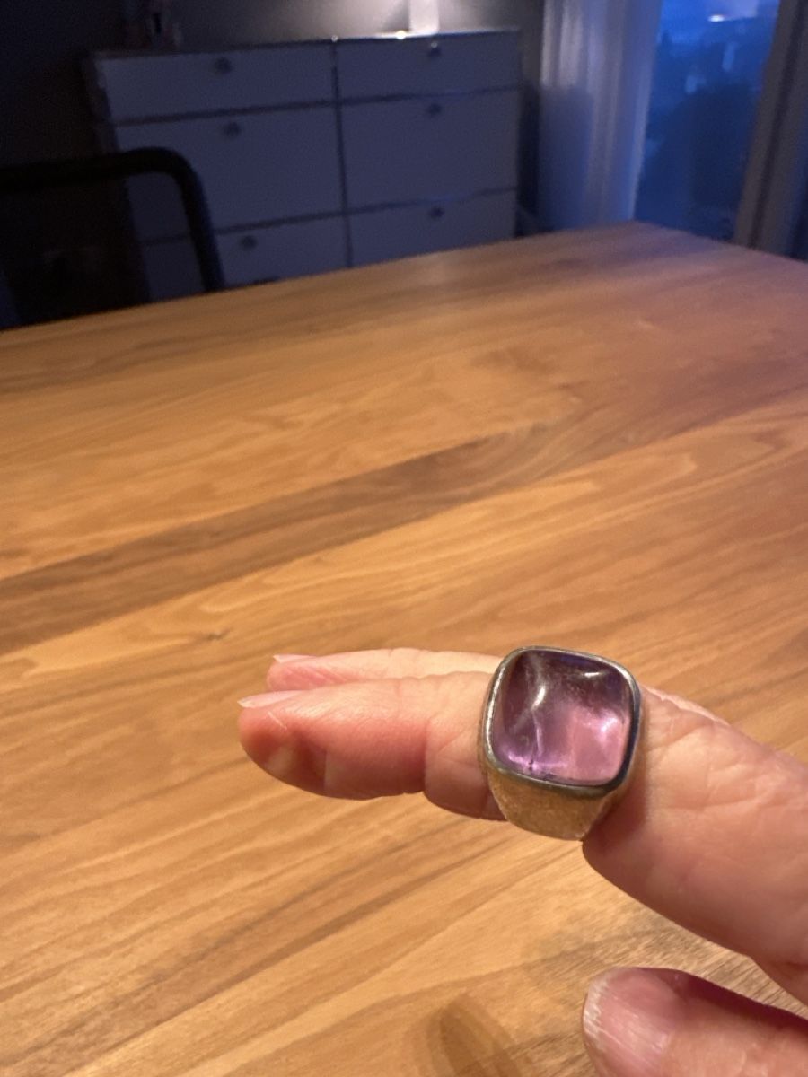 Anelli: Silber-Ring mit lila Stein, Vintage-Look! – Usato da St. Gallen venduto da schneestern1111 1