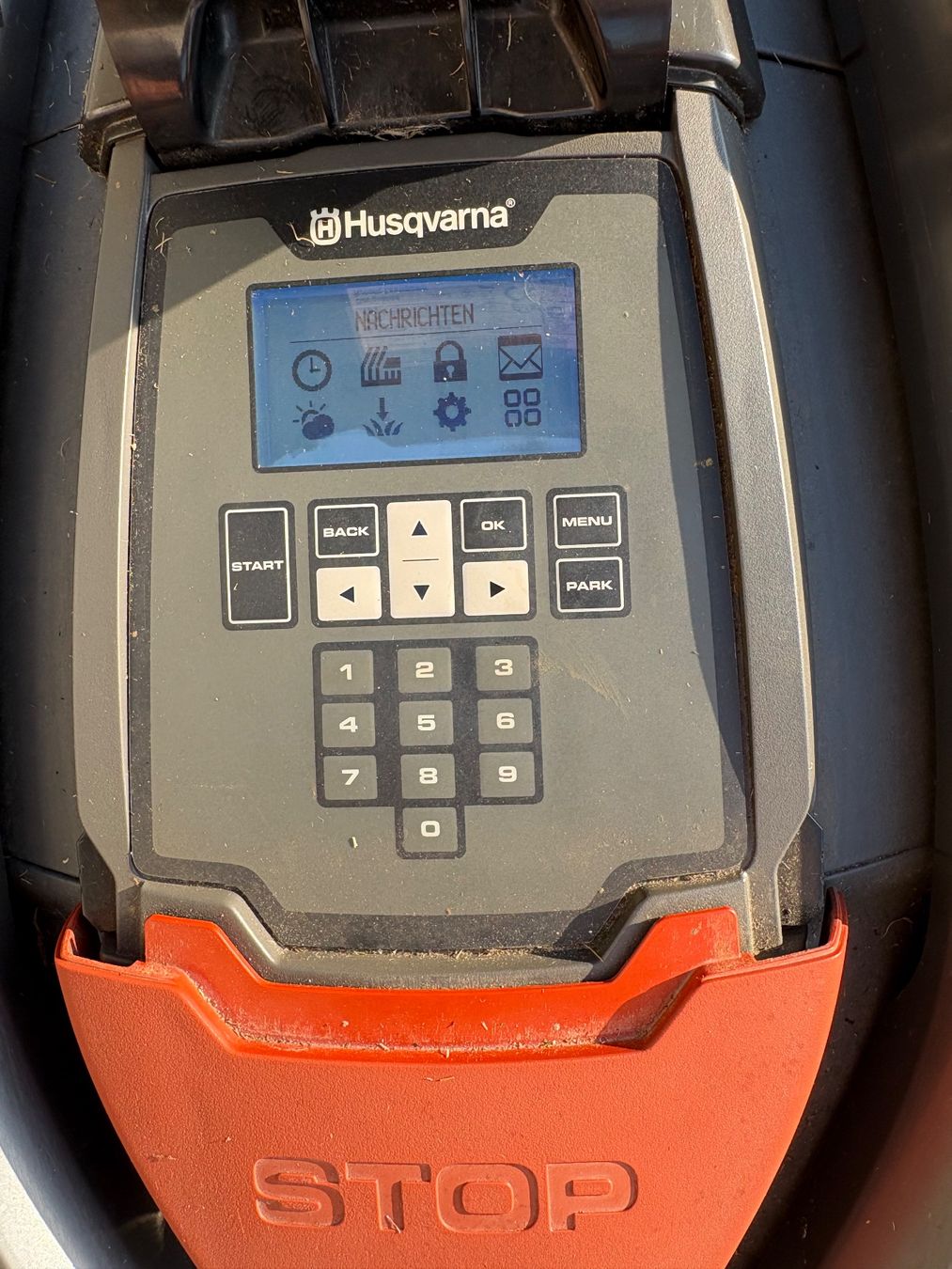 Husqvarna Tagliaerba: Husqvarna Automower 330X Rasenroboter – Usato da Uzwil venduto da mbloe 2