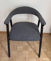 Arya Stuhl 