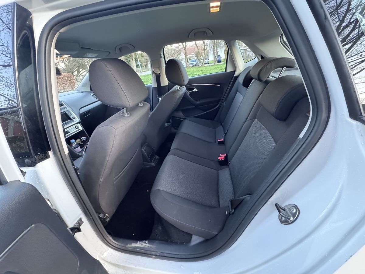VW Automobili: Gepflegter VW Polo 1.2 TSI für 7400CHF – Usato da Oberdorf SO venduto da liam_ccc 4