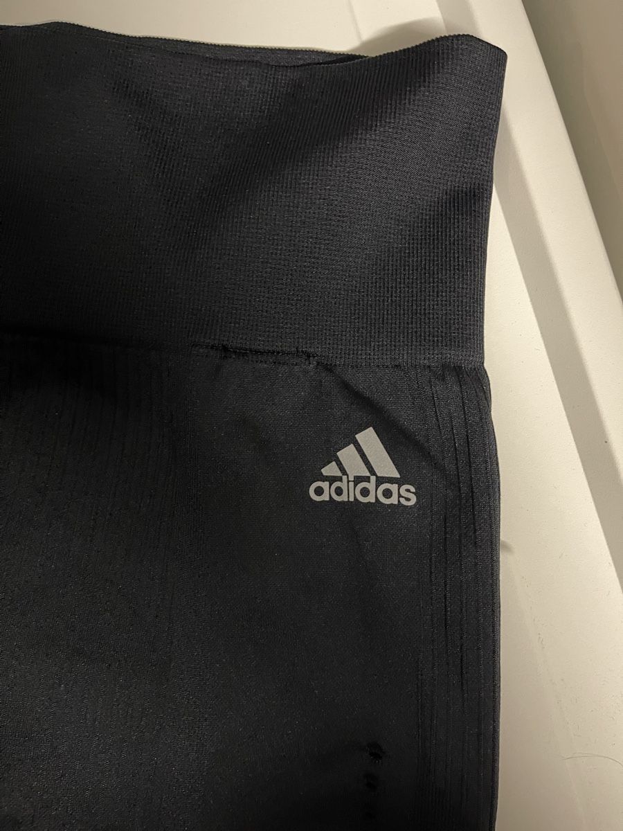 Leggings: Adidas Leggings Schwarz – Nuovo (secondo la descrizione) da Auw venduto da chr_vcc8