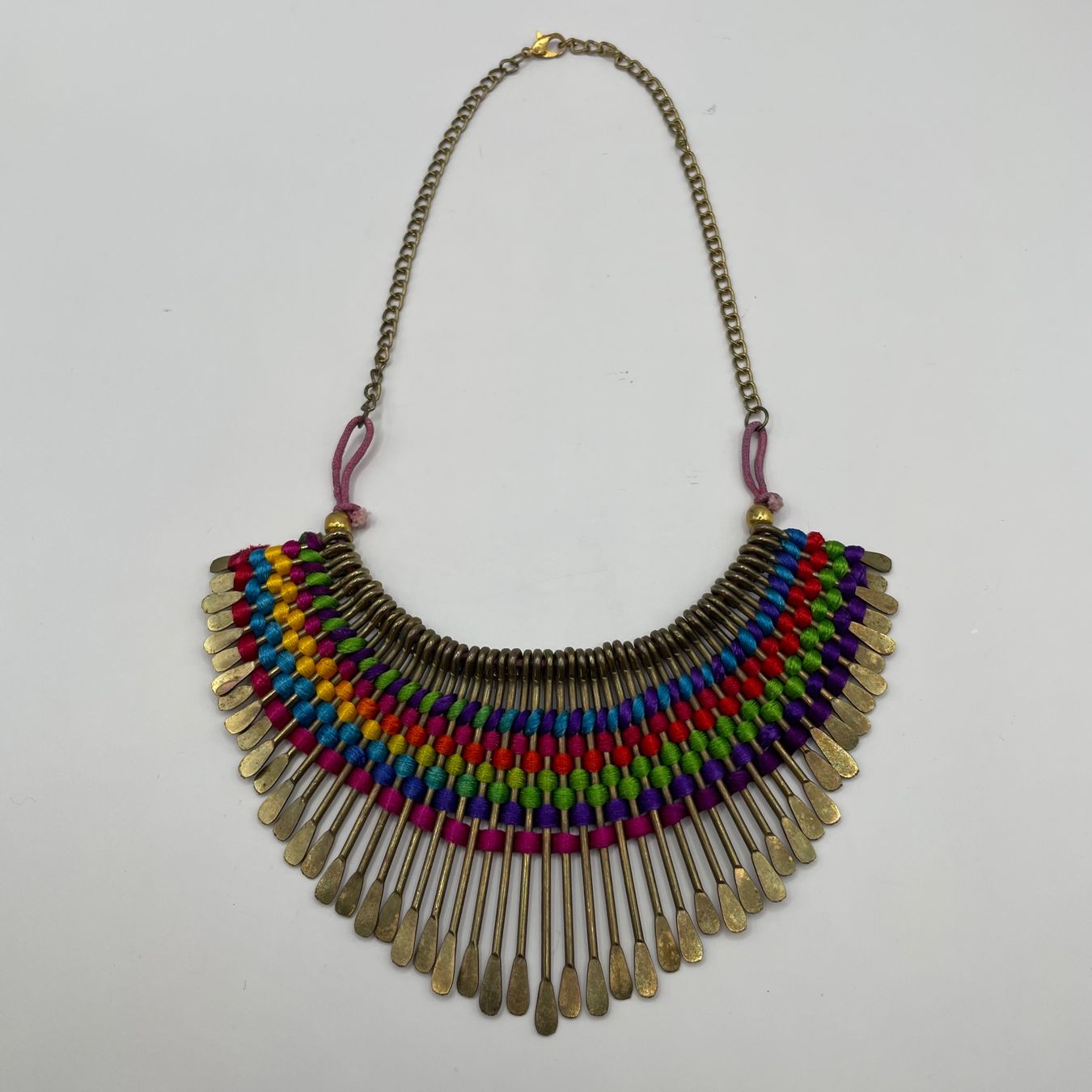 Catenine: Handgemachte Statement Halskette Ethno Boho Bunt – Usato da Bubikon venduto da SwissSecondLife