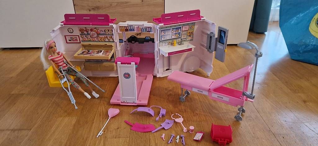 Bambole: Barbie Krankenwagen – Usato da Wangen an der Aare venduto da Lupo760 1