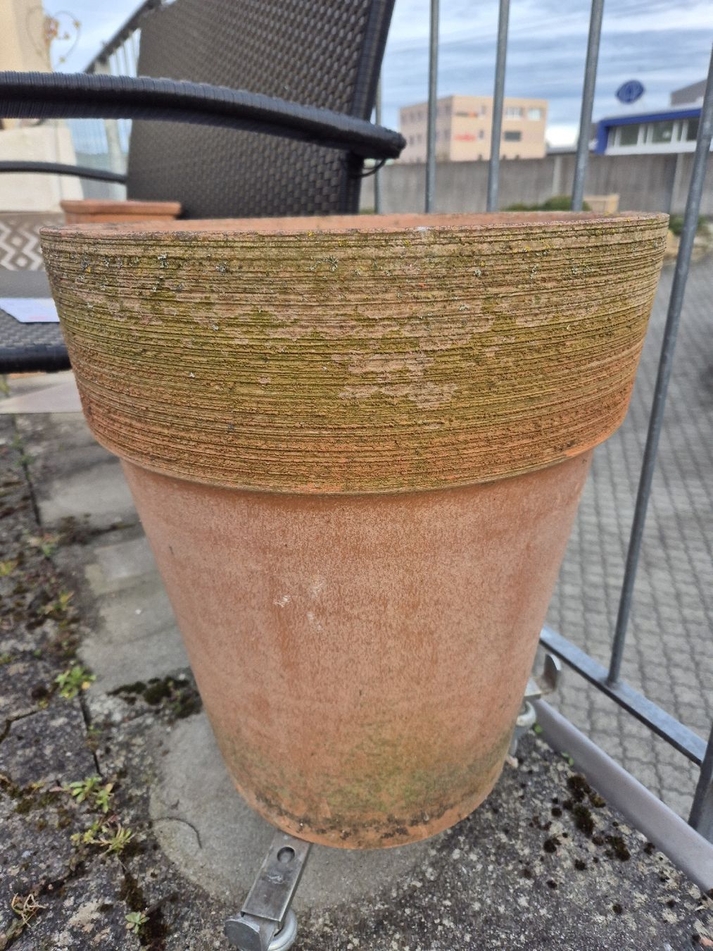 Vasi per fiori: Tontopf 44cm hoch, Durchmesser 39cm – Usato da Herzogenbuchsee venduto da herzchae 2