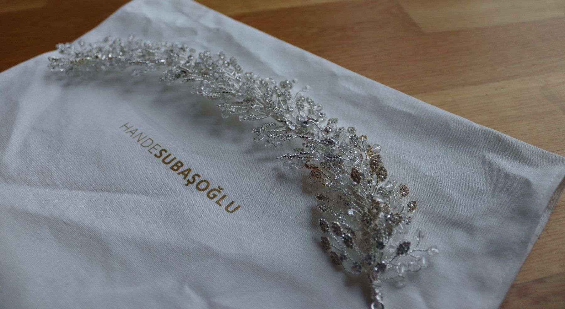 Accessori per capelli: Kopfschmuck Braut Hande Subasioglu – Nuovo (secondo la descrizione) da Dänikon ZH venduto da tug_m9b6 3