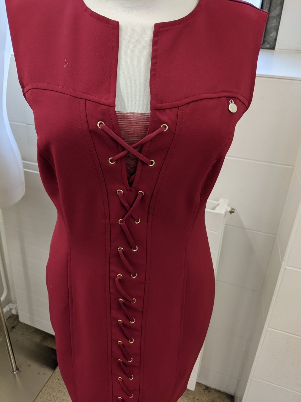 Kleider: Rote Damenkleid – Neu (gemäss Beschreibung) aus Langnau am Albis von Judithsebi 1