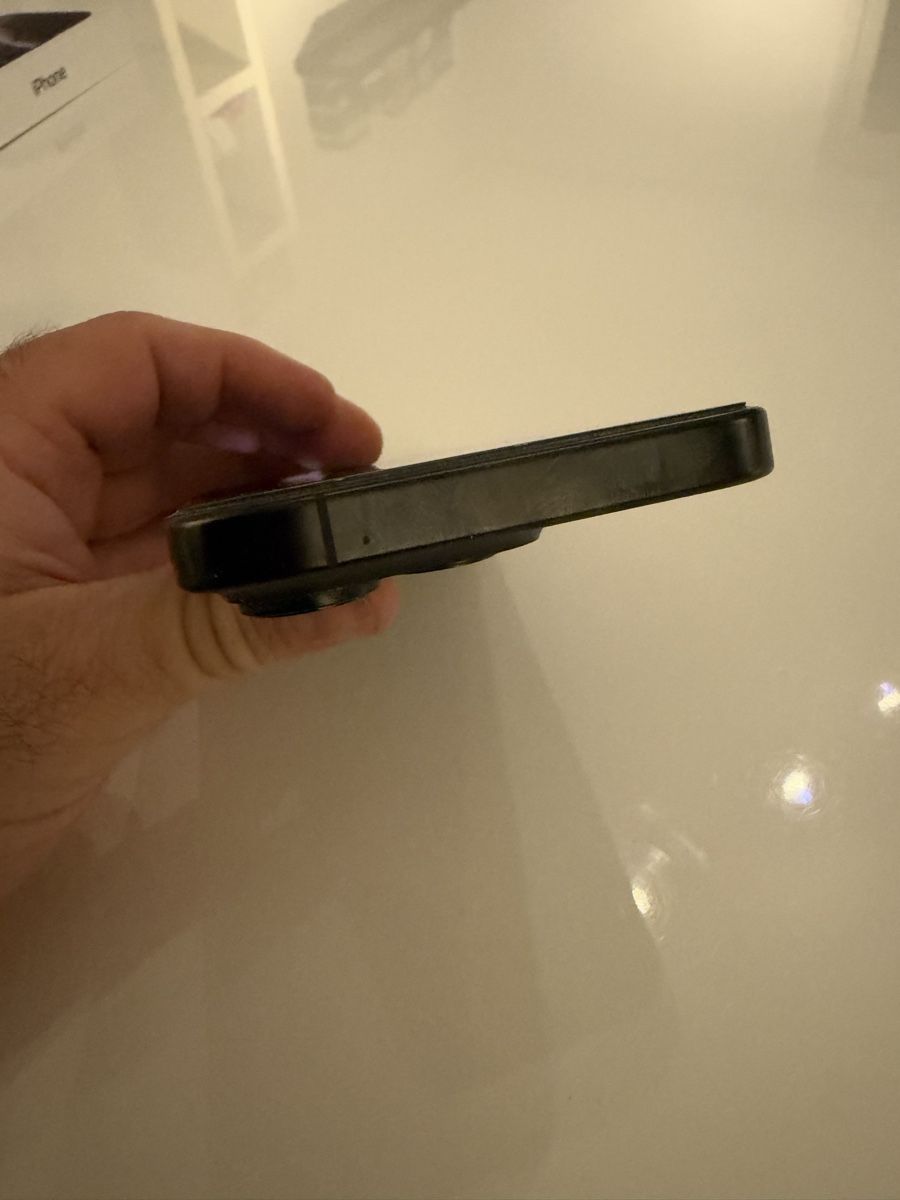 Apple Telefoni cellulari / Smartphones: iPhone 16 pro 512 GB black – Usato da Grenchen venduto da andrew85 5