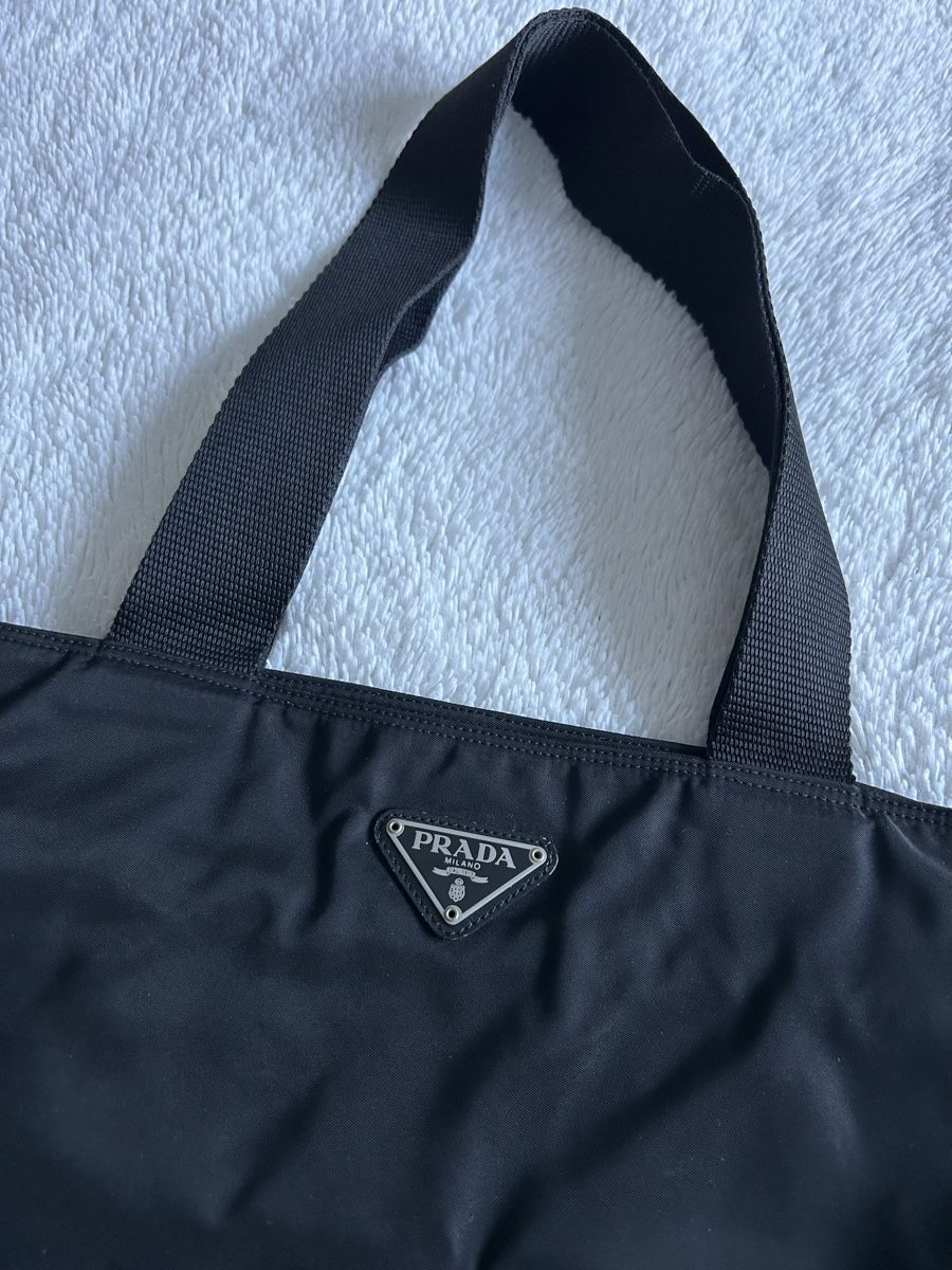 Prada Borse da donna: Schwarze Prada Handtasche – Usato da Chur venduto da faja7000 1