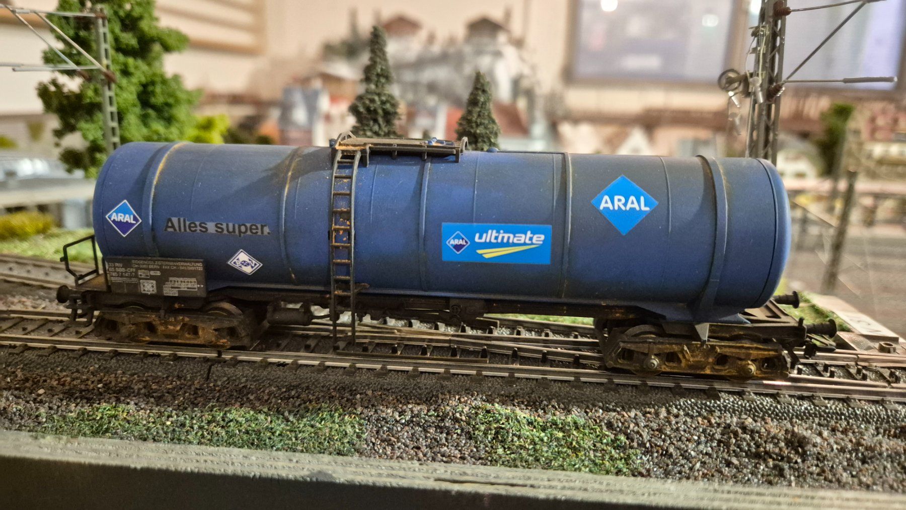 Märklin Modellini di ferrovie: Märklin 4752 "Kesselwagen Aral" – Usato da Dübendorf venduto da Aki1965