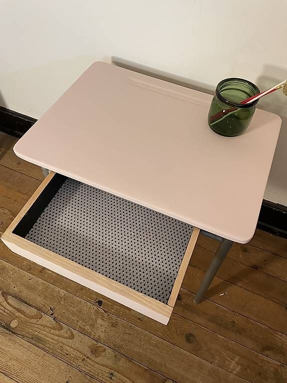 Scrivanie: Petit bureau enfant – Usato da Neuchatel venduto da melagian 2