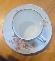Antike Tasse Royal Crown Derby Porzellan neuwertig