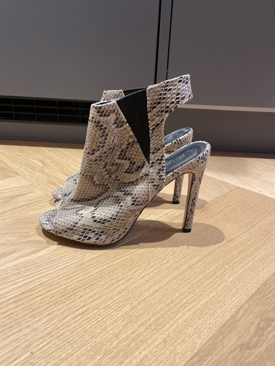 Damenschuhe: Pumps in Schlangenoptik, Gr. 37 – Neu (gemäss Beschreibung) aus Arbon von llaauraa 2