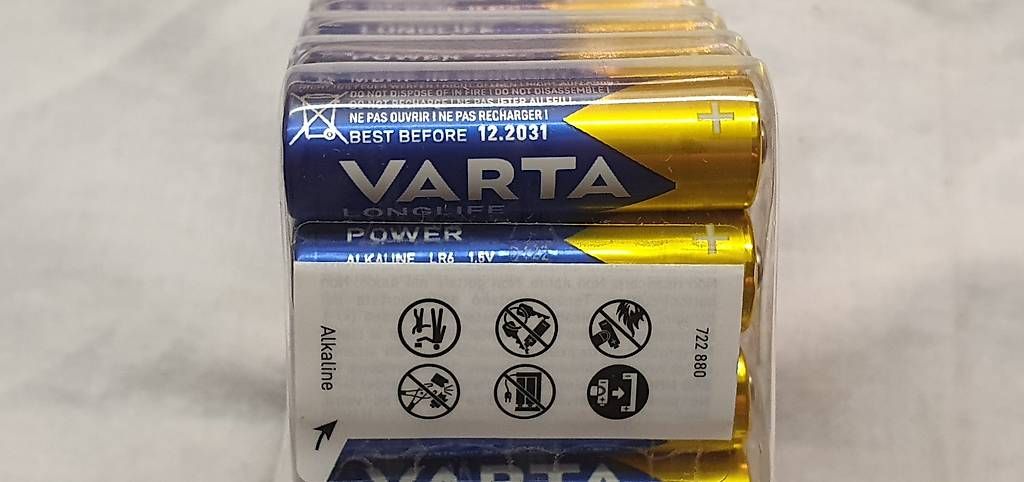 Varta Akkus & Batterien: Varta Longlife AA Batterie 1x24er Pack – Neu und originalverpackt aus Winterthur von BON11 2