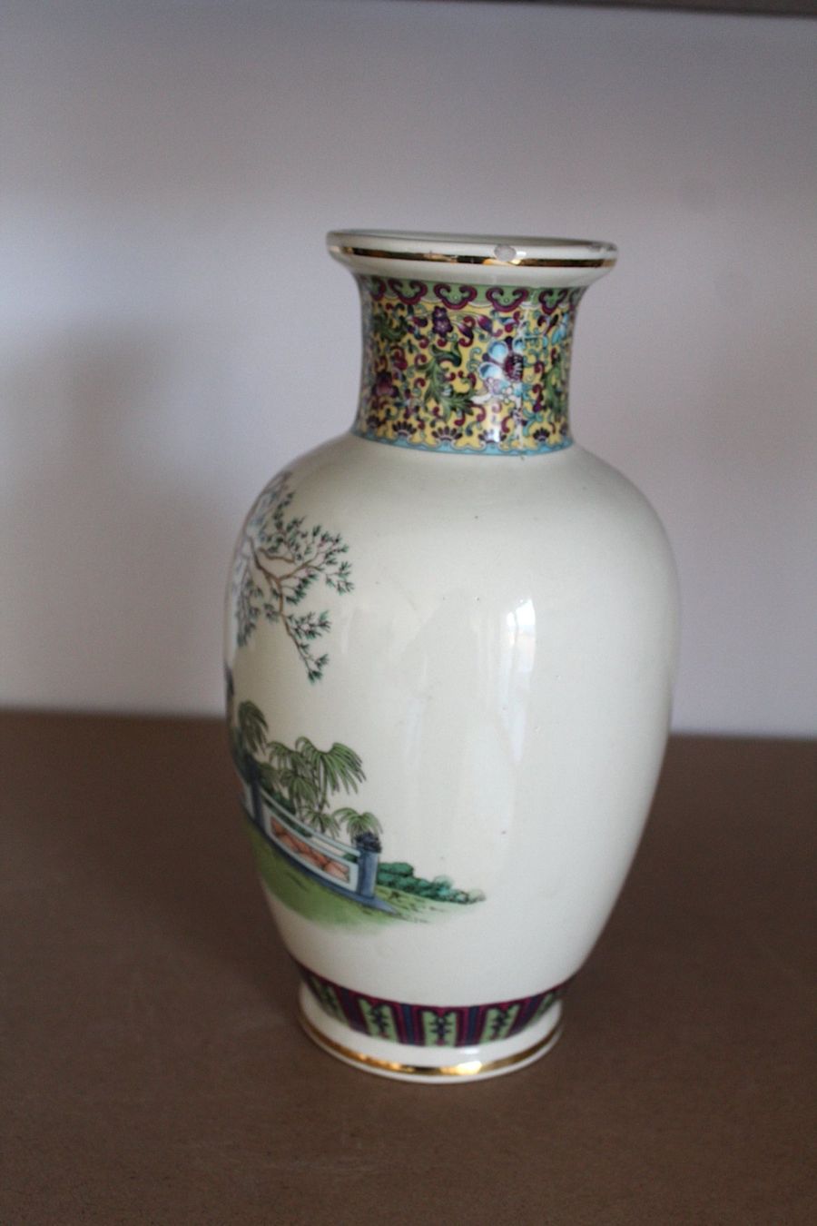 Vasi & Recipienti: Vase mit Chinesischem Design, – Usato da Locarno venduto da fripui 3