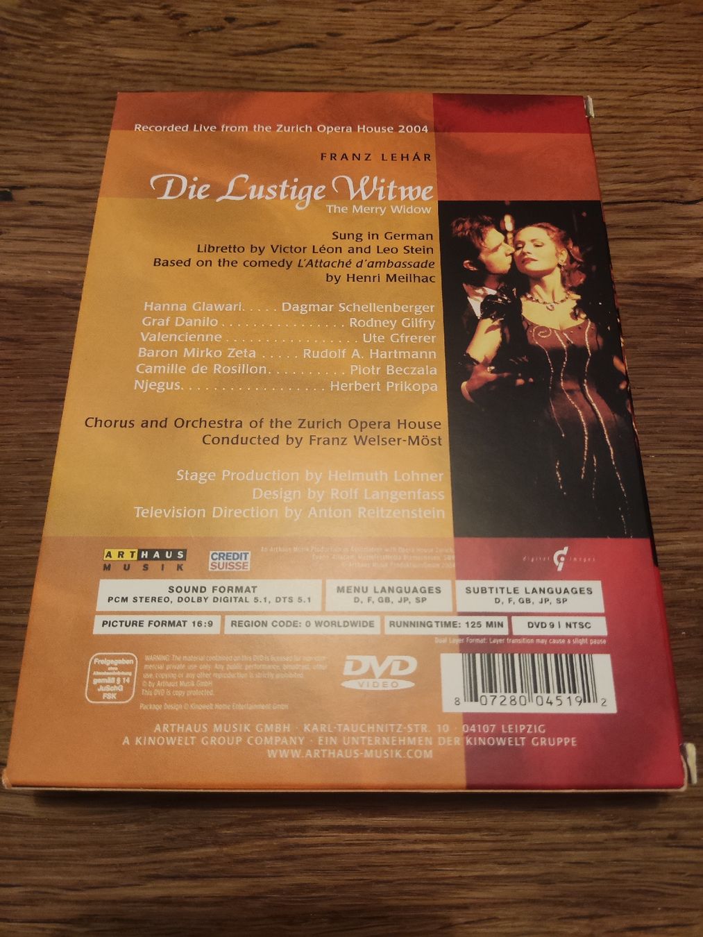 Tutti i DVDs: Die lustige Witwe - mit Dagmar Schellenberg - Zürich Opera – Usato da Oberembrach venduto da giu_7ksd 1
