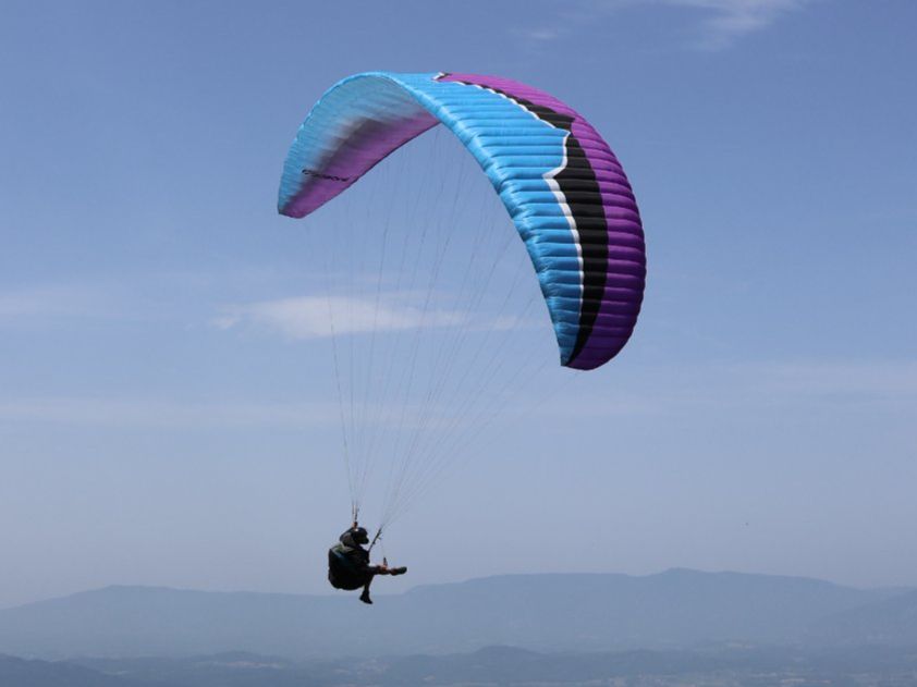 Ozone Sport dell'aria & Aquiloni: Voile parapente Ozone Rush 4 L - Révisée – Usato da Cudrefin venduto da jarod01