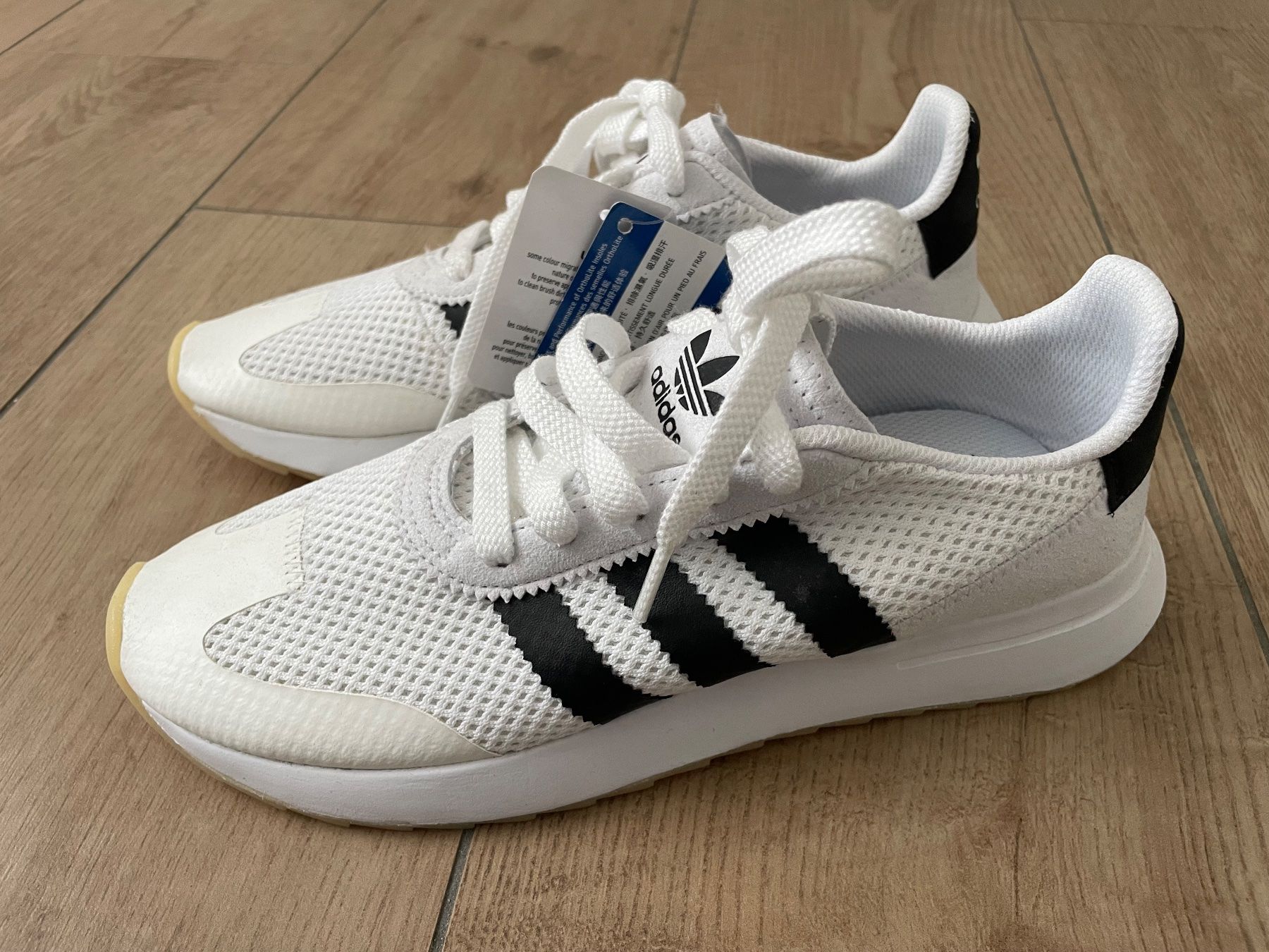 Adidas Scarpe da uomo: Adidas Turnschuhe Gr. 39 1/3 NEU – Nuovo (secondo la descrizione) da Waltenschwil venduto da hansnine