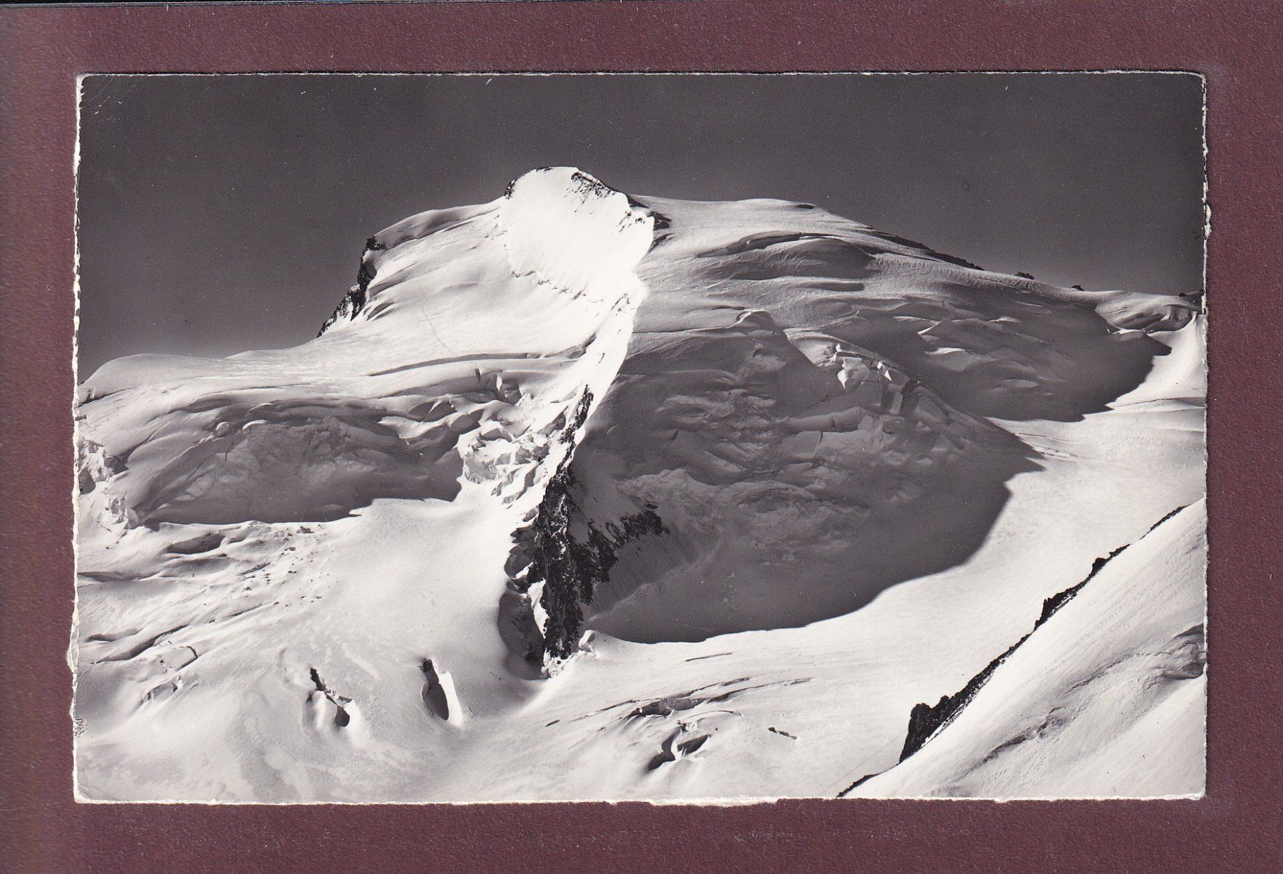 Cartes postales: Saas-Fee - STRAHLHORN – D'occasion à Pully par nicecards