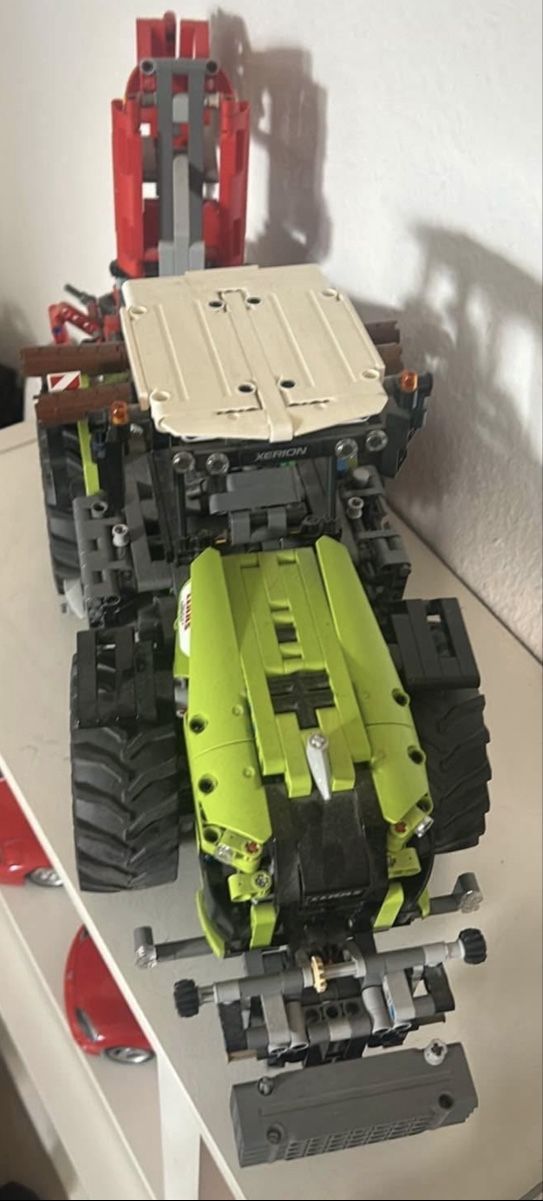 Lego Giocattoli: LEGO Technik Traktor ab 99.- Top Ware – Usato da Sennwald venduto da HARO-Import 2