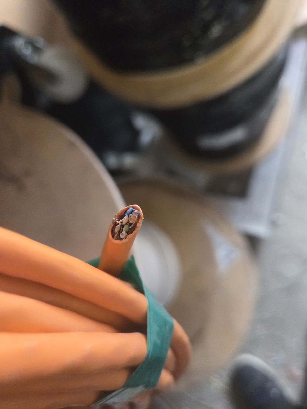 Kabel: CAT7 S/FTP Kupferkabel, Ethernetkabel 19m – Gebraucht aus Zürich von eymen20 2