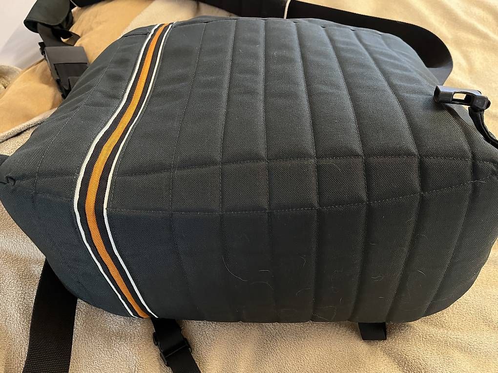 Borse: Crumpler Messenger gross – Usato da Uttwil venduto da julesonne 1
