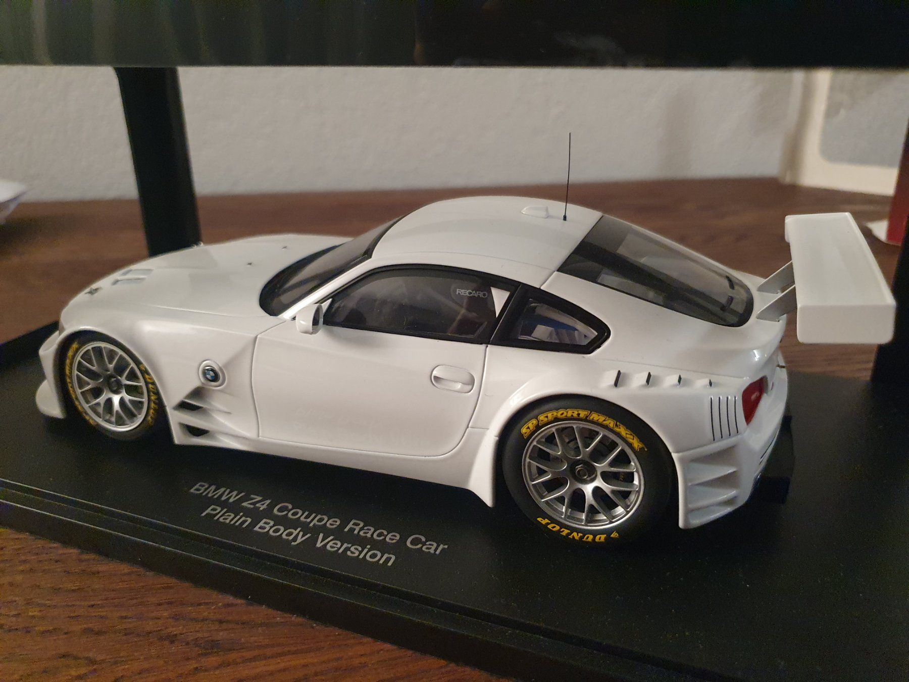 Autoart Modellini d'auto: BMW Z4 E86 Race version Plain body 1/18 AutoArt – Usato da Chernex venduto da Manu0128 3