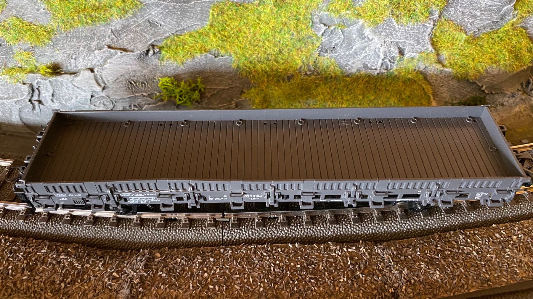 Märklin Modellini di ferrovie: Märklin 1 x 2-achsiger Güterwagen – Usato da Grosshöchstetten venduto da BEtrain