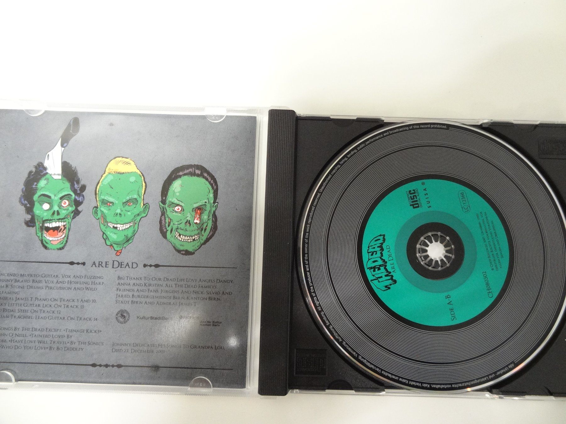CDs: The Dead Are Dead - CD Punk Rock – Gebraucht aus luzern von musicandart 2