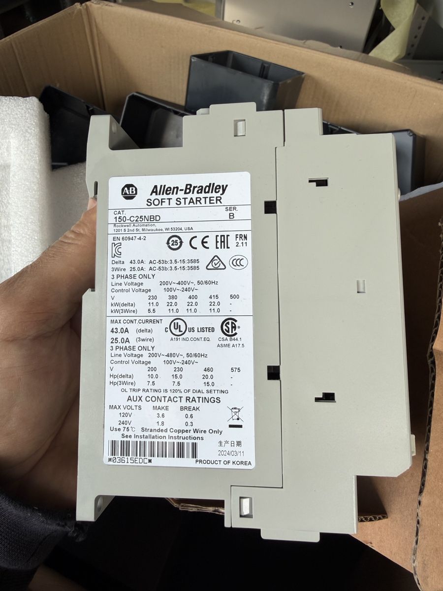 Schalter: Neu Allen-Bradley SMC-3 Softstarter – Neu und originalverpackt aus Rothrist von Sun2024 1