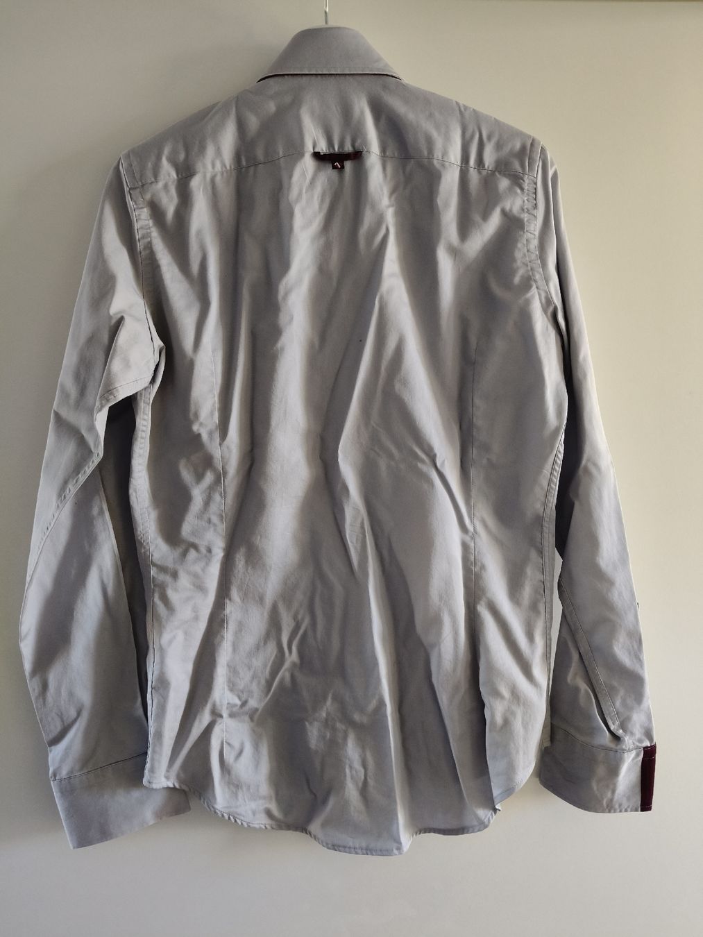 Camicie: Chemise Slim Fit bleu-gris, Taille S – Usato da Petit-Lancy venduto da Elissouche 1