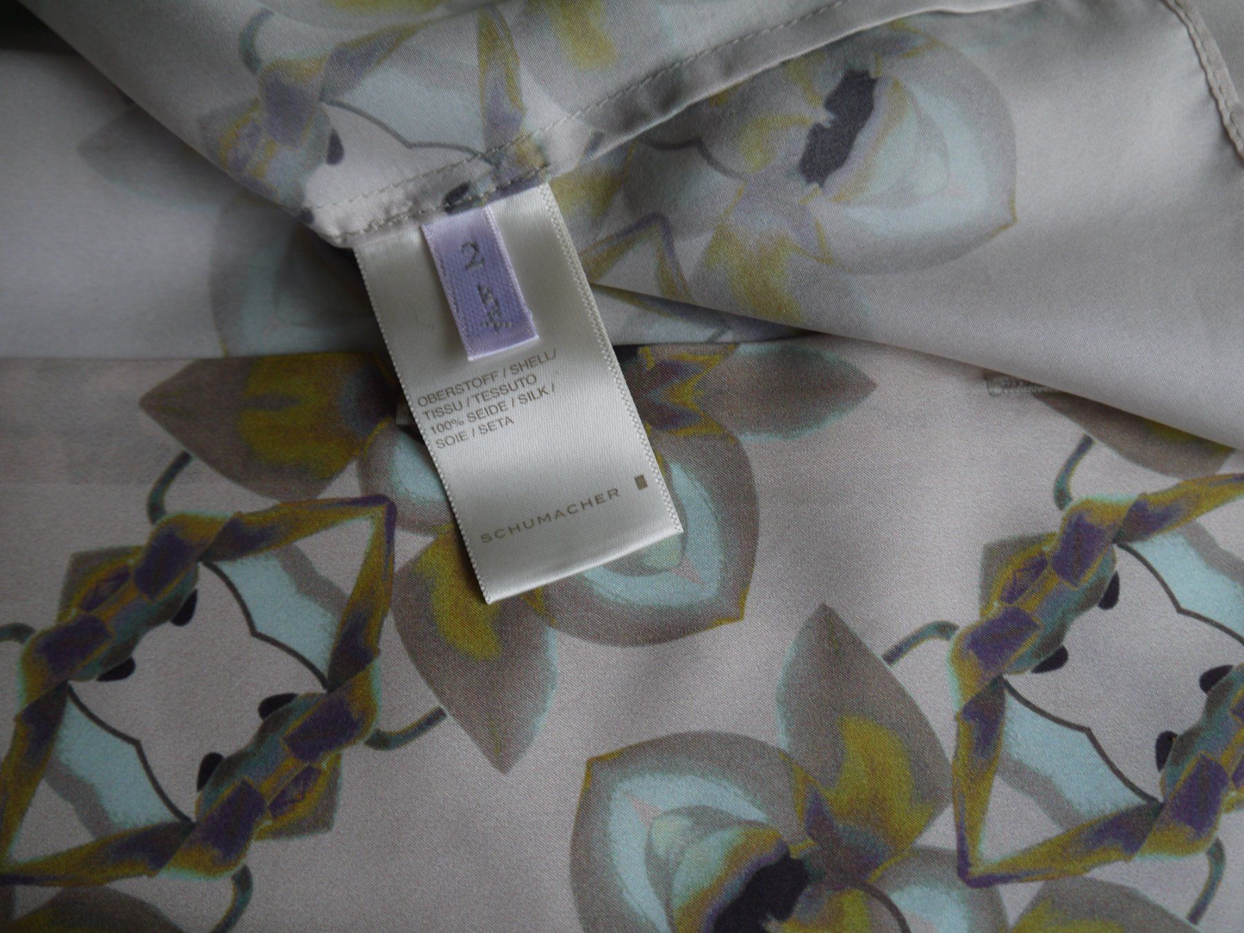 Dorothee Schumacher Camicette: Dorothee Schumacher Bluse aus 100% Seide – Usato da Hagendorn venduto da Blaf 1