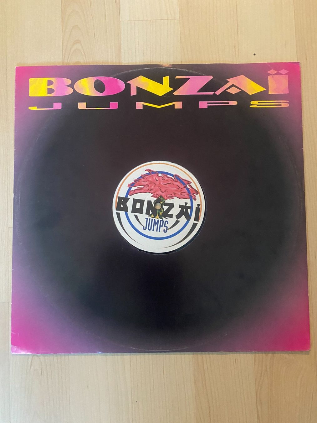 Dischi in vinile: Bonzai Jumps Thunderball 12" – Usato da Thun venduto da charles75