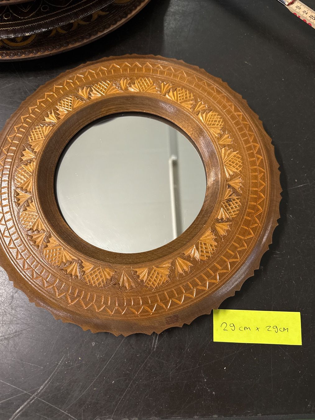 Piatti: 9er Set Holzteller handgeschlitzt, Polnische Tradition – Usato da Pratteln venduto da Cartonsducoeur_bl 1