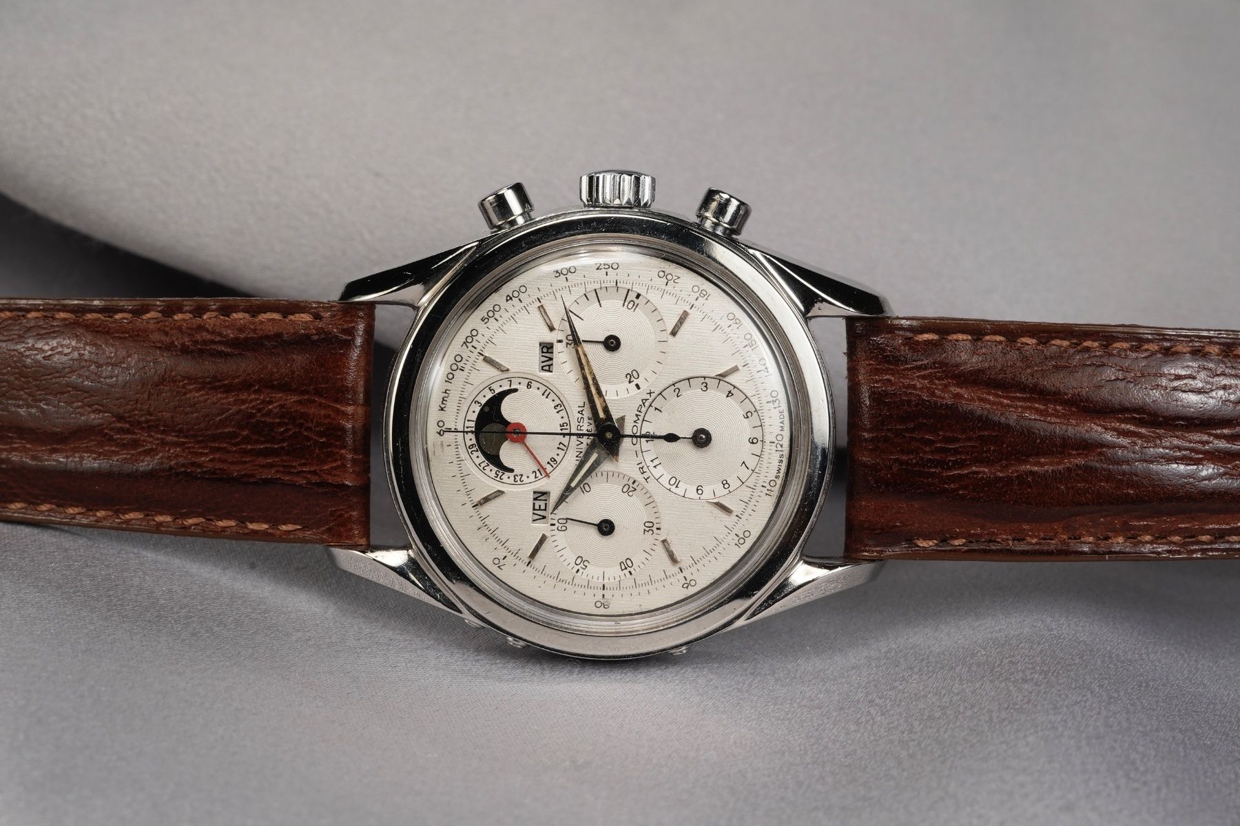 Universal Genève Orologi: Universal Genève Tri-Compax Ref. 222100 Moonphase Chrono – Usato da Morcote venduto da chronoservice 9